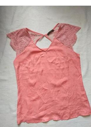 Футболка летняя женская guess s