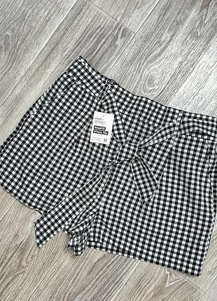 Шорты женские