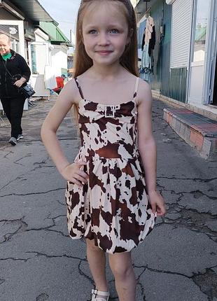 Шикарничное платье с леопардовым принтом