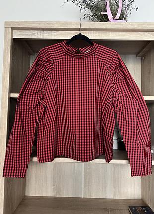 Червона блуза в дрібну клітинку h&m із плащівки