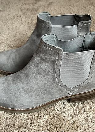 Челсі жіночі bench