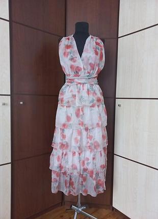 Платье с рюшами