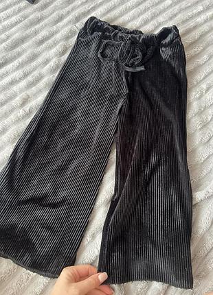Штани широкі на 4 роки