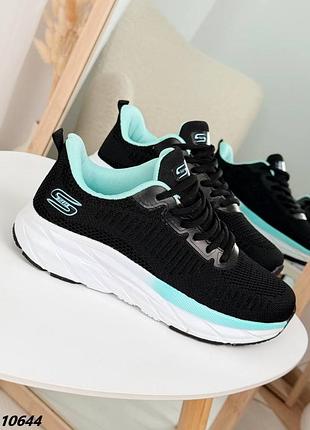 Жіночі базові кросівки