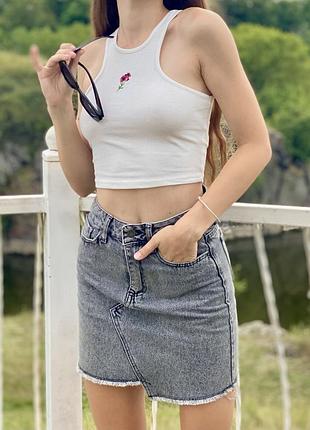 Джинсова мініспідниця