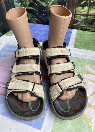 Босоніжки ecco