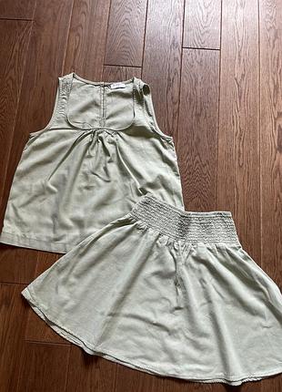 Лляний костюм зі спідницею