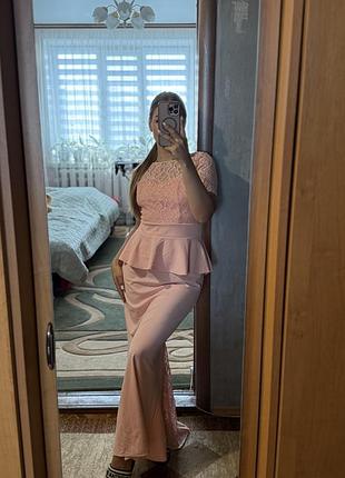 Жіноча сукня рожева довга