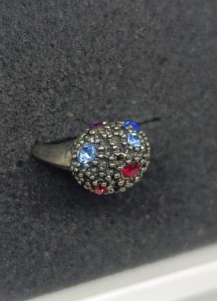 Кольцо малинка с камнями 4