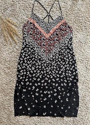 Сарафан миди с цветочным принтом квітковий сарафан міді сукня на бретельках