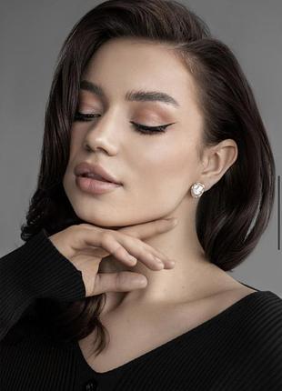 Трендові сережки гвоздики вінтажні