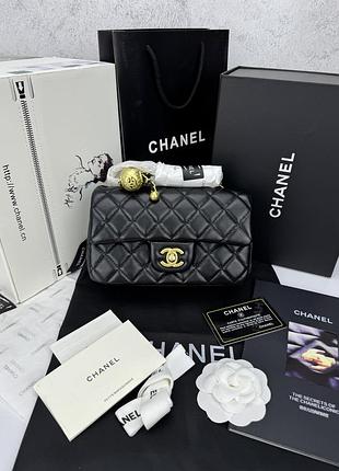 Chanel black gold женская сумка кожаная черная