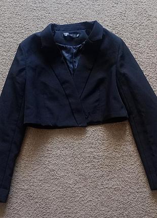 Трендовий вкорочений піджак misguided