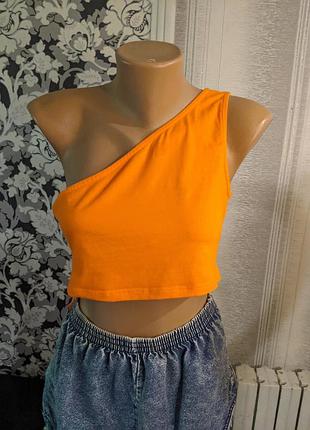 Асимметричный кроп-топ noisy may