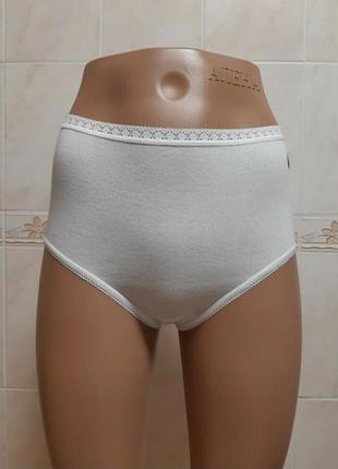 Белые трусики с высокой посадкой