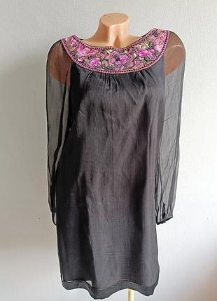 Сукня з яскравою кокеткою 100% шовк.