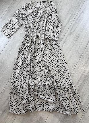 Легенька літня сукня