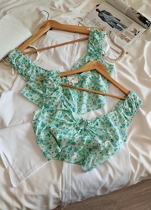 Два нових топи primark. в квітковий принт, 100% віскоза.