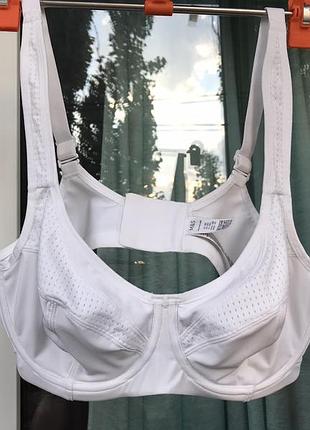 Бюстгальтер спортивный