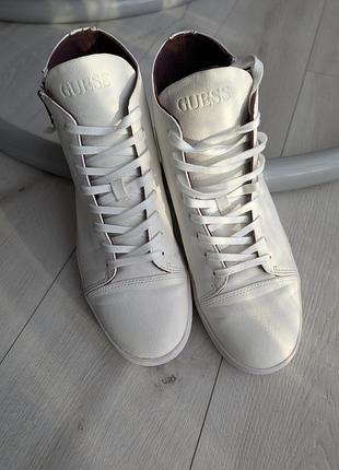 Высокие мужские кроссовки guess.
