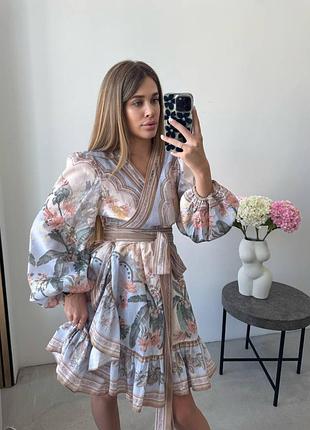 Брендова жіноча святкова коротка сукня плаття з поясом