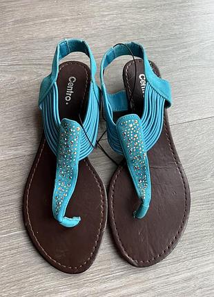 Нові босоніжки centro