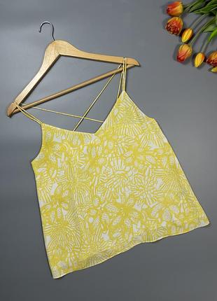 Майка на брительках у жовтий квітковий принт