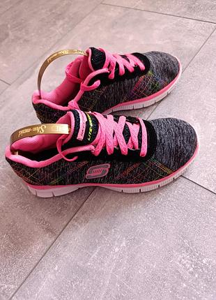 Кросівки skechers. 3