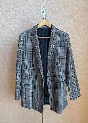 Піджак stradivarius в клітинку