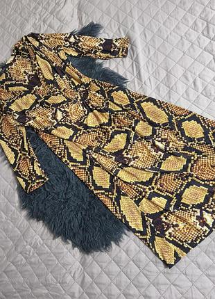 Star, 98914 интересное платье в змеиный принт