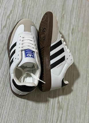 Adidas samba
