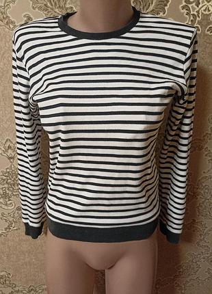 Кофта в полоску