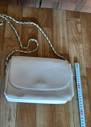 Сумка жіноча, марка " forever21 ", бежевого кольору