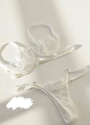 Мереживний комплект жіночої білизни