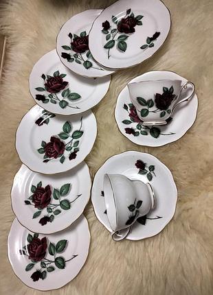 Отличный фарфоровой набор royal standart red velvet
