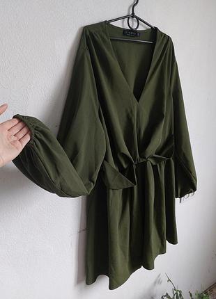 Красивое платье с декором 2