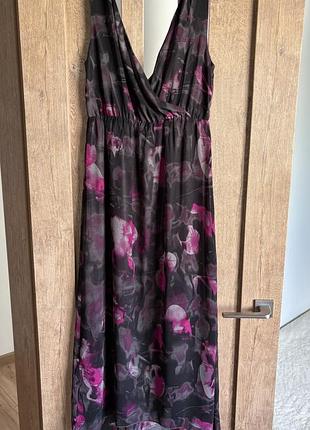 Вечірня сукня