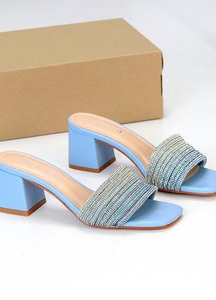 Жіночі шльопанці