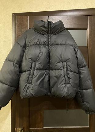 Зимовий пуховик