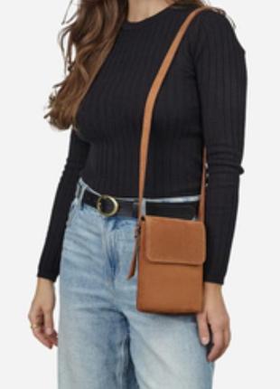 Качественная винтажная сумочка с родным зеркальцем. актуальный аксессуар в этом году.