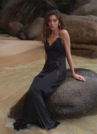 Шелковое платье комбинация макси с кружевом