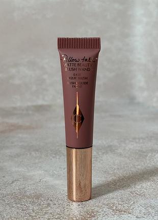 Charlotte tilbury - matte beauty blush wand - рідкі матові рум’яна, pillow talk