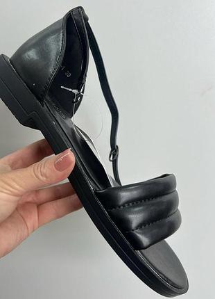 Босоніжки жіночі стильні тренд