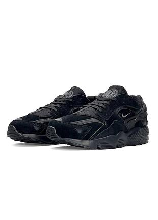 Nike air huarache all black