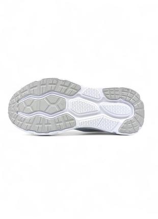 Hoka challenger art 7 white grey 2