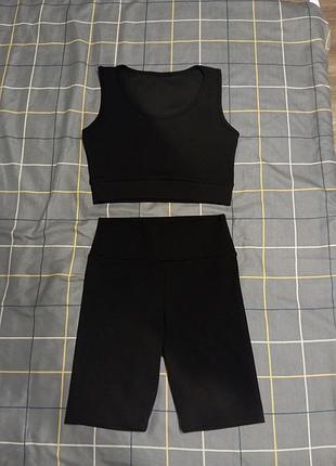 Костюм в рубчик