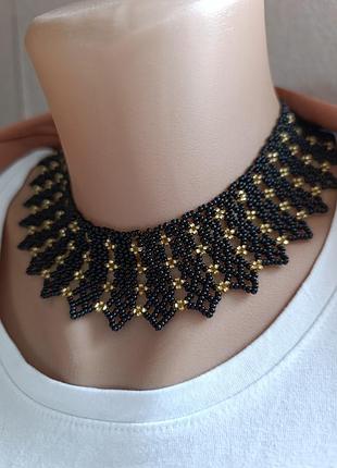 Силянка чорна королева із золотим серцем намисто прикраса з бісеру