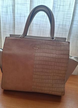 Сумка  ,,guess,,