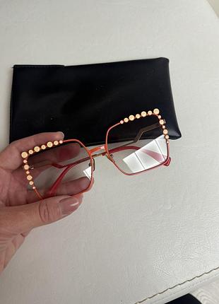 Окуляри сонцезахисні fendi
