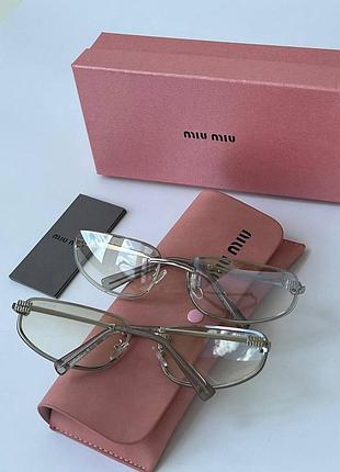 Окуляри miu miu найбажаніші окуляри цього сезону